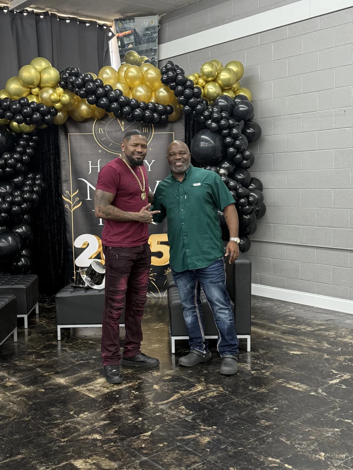 Celebrating a company milestone anniversary with balloon decor